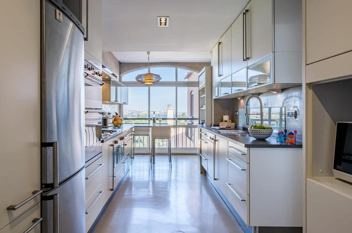 Luxury Sea View Apartment Кашкайш Екстериор снимка